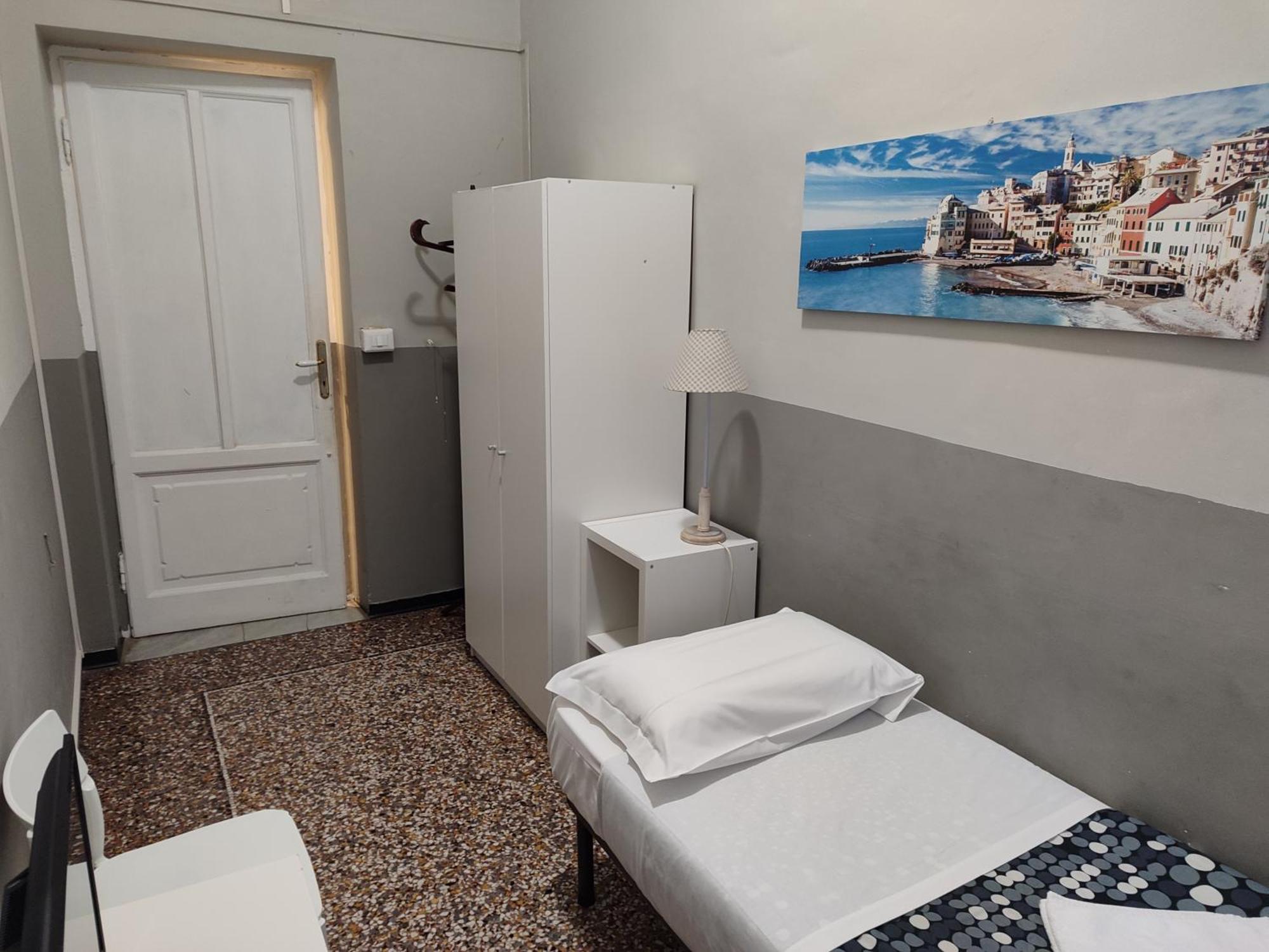 Guesthouse La Briosa Nicole Genua Exteriör bild