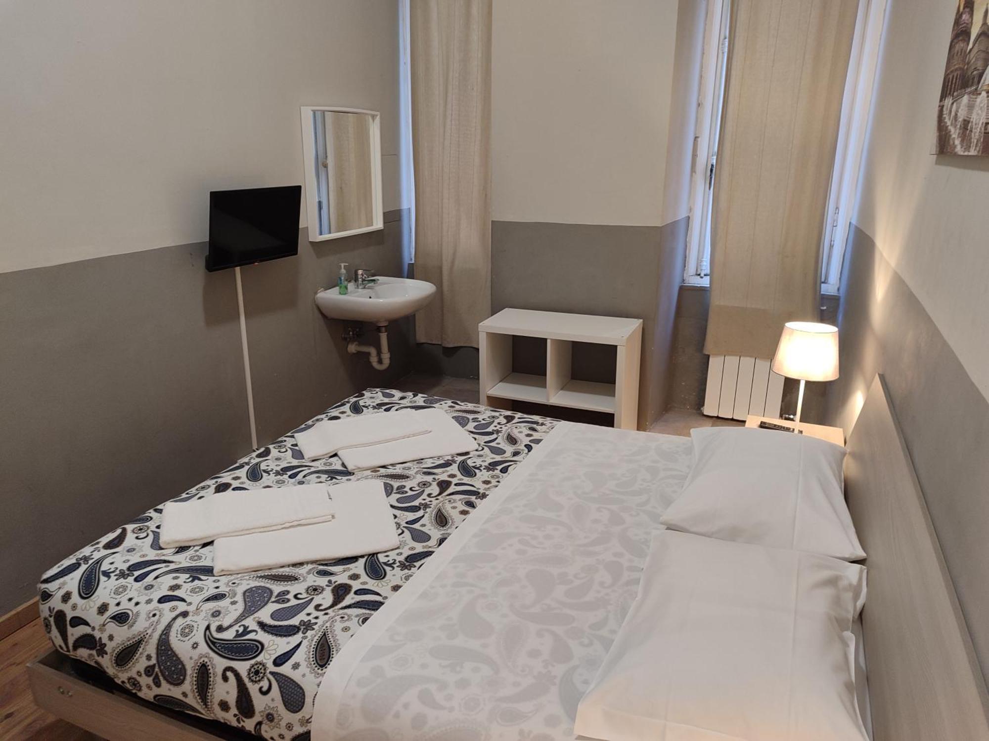 Guesthouse La Briosa Nicole Genua Exteriör bild