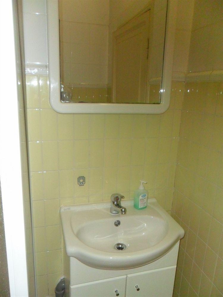 Guesthouse La Briosa Nicole Genua Exteriör bild
