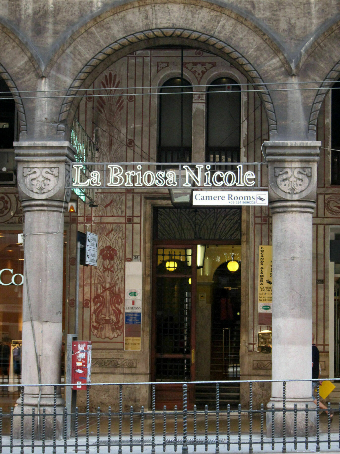 Guesthouse La Briosa Nicole Genua Exteriör bild