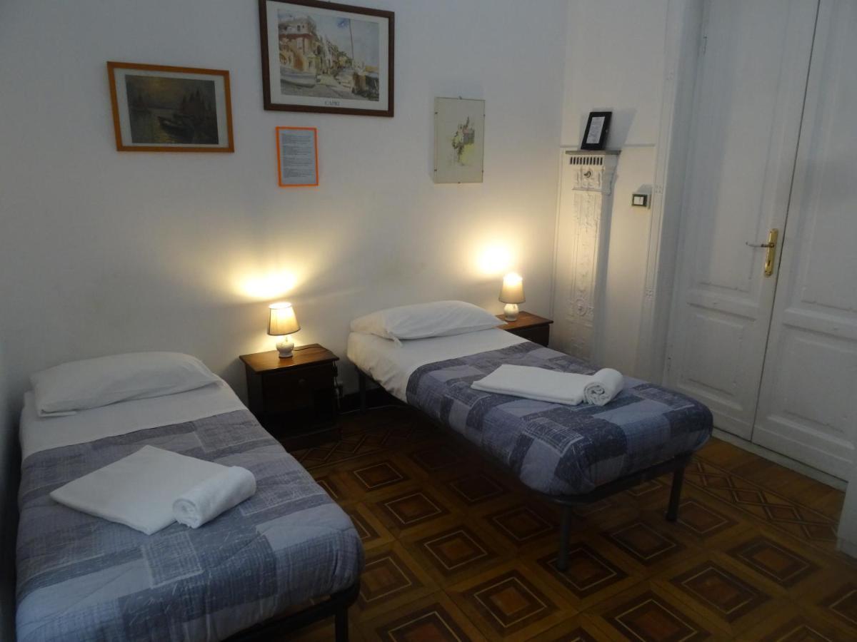 Guesthouse La Briosa Nicole Genua Exteriör bild